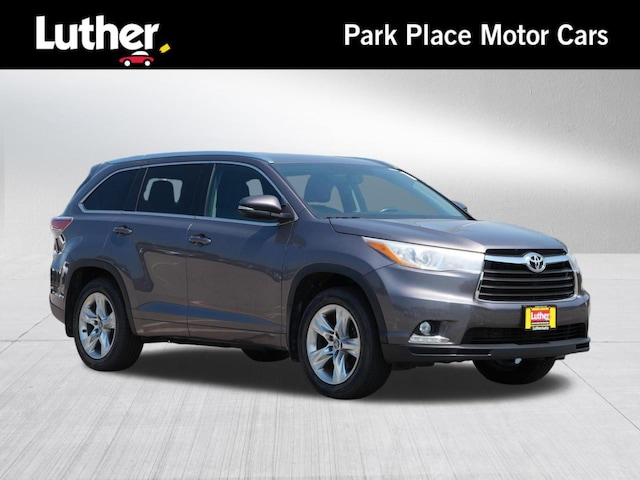 Photo of 2016 Toyota Highlander 