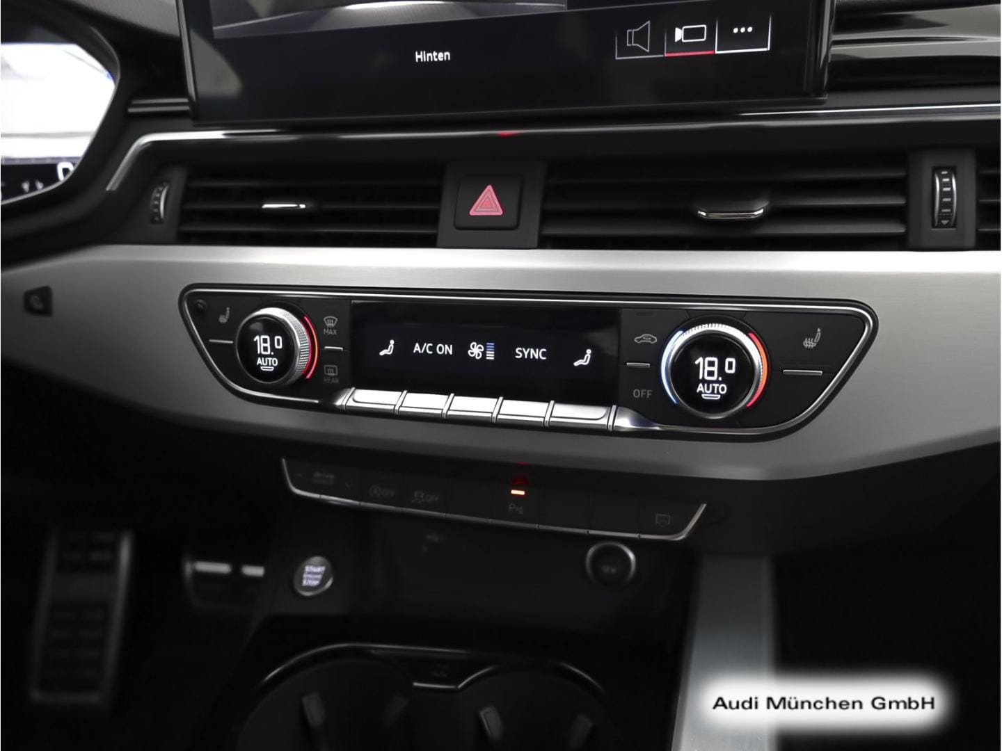 Bild über Audi A4 Avant S line 40 TFSI quattro S tronic - für weitere Informationen kontaktieren Sie den Audi Partner