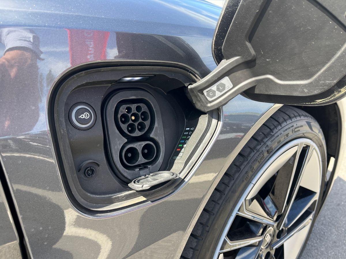 Image about Audi e-tron GT e-tron GT Extended quattro 350,00 kW