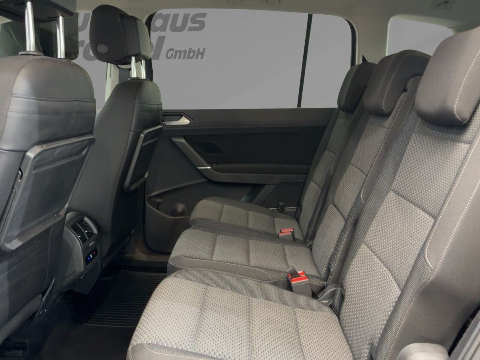 Volkswagen Touran – Bild 9