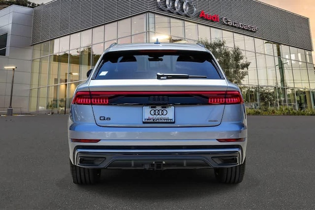 2021 Audi Q8