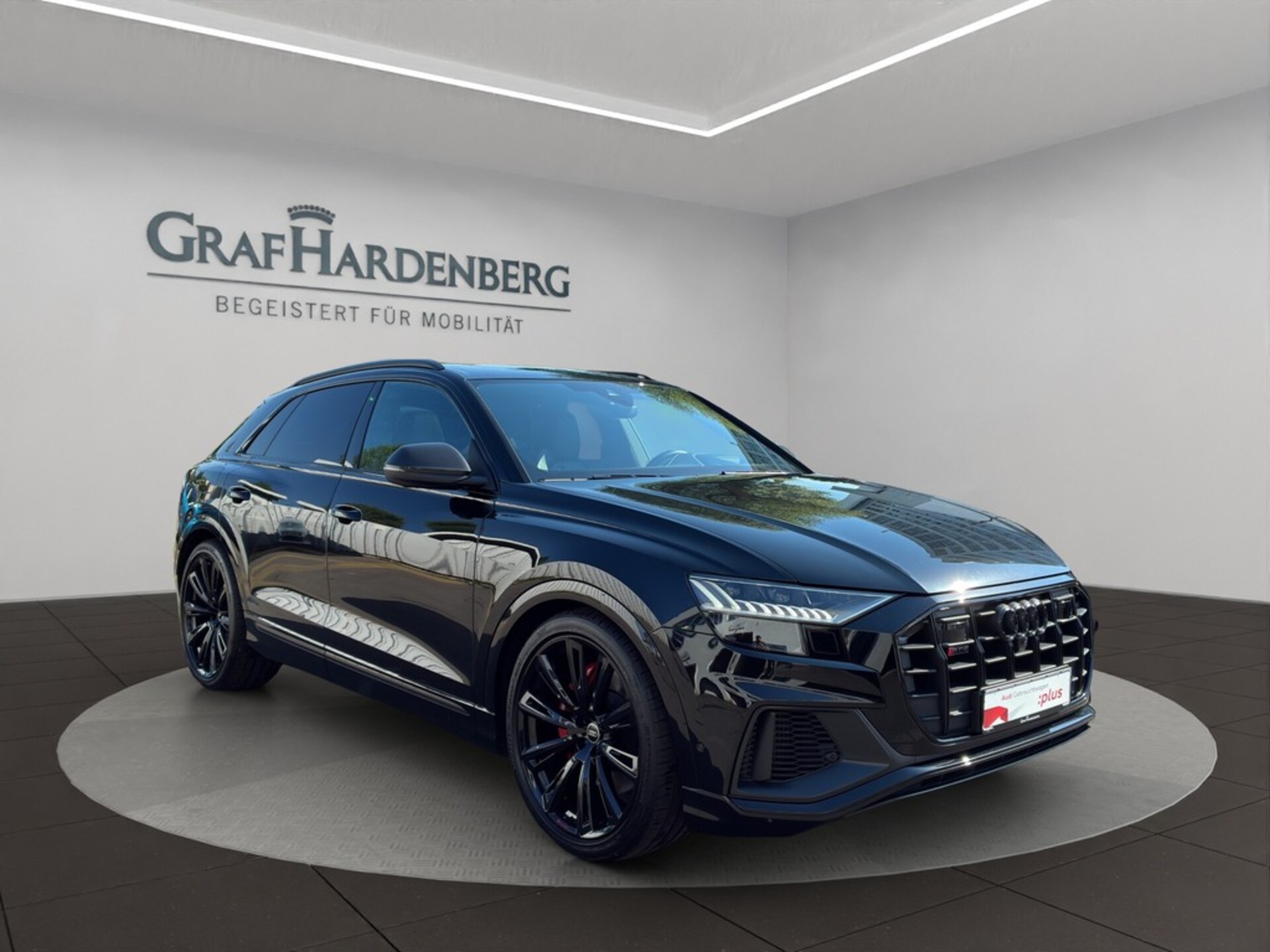 Audi SQ8 SUV