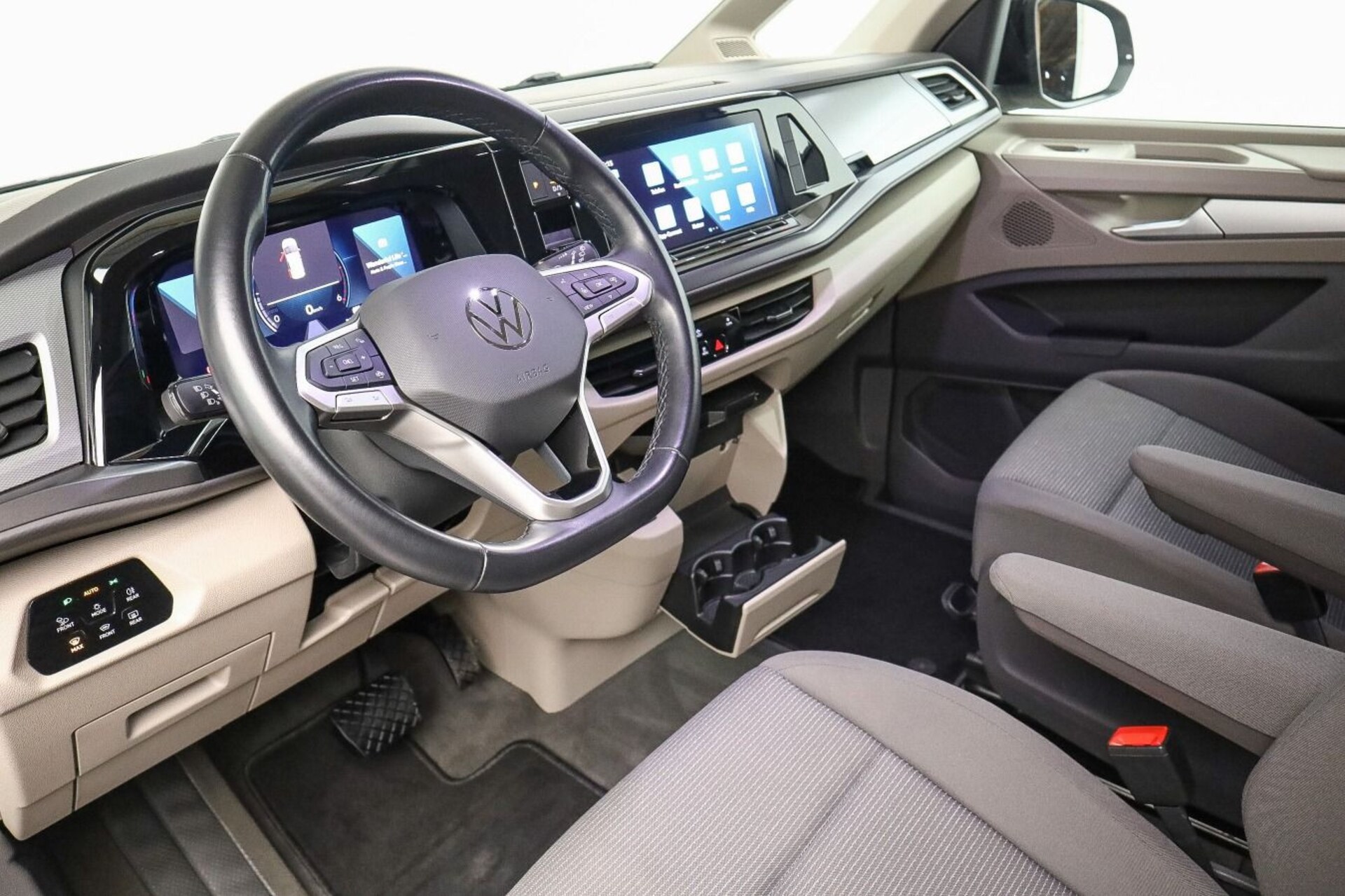 Volkswagen Multivan Basis-Modell