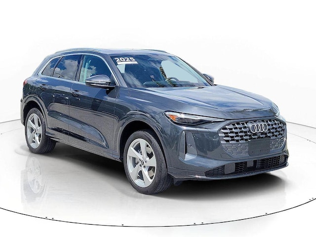 Photo of 2025 Audi Q5