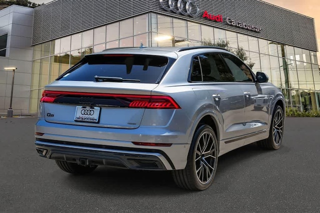 2021 Audi Q8