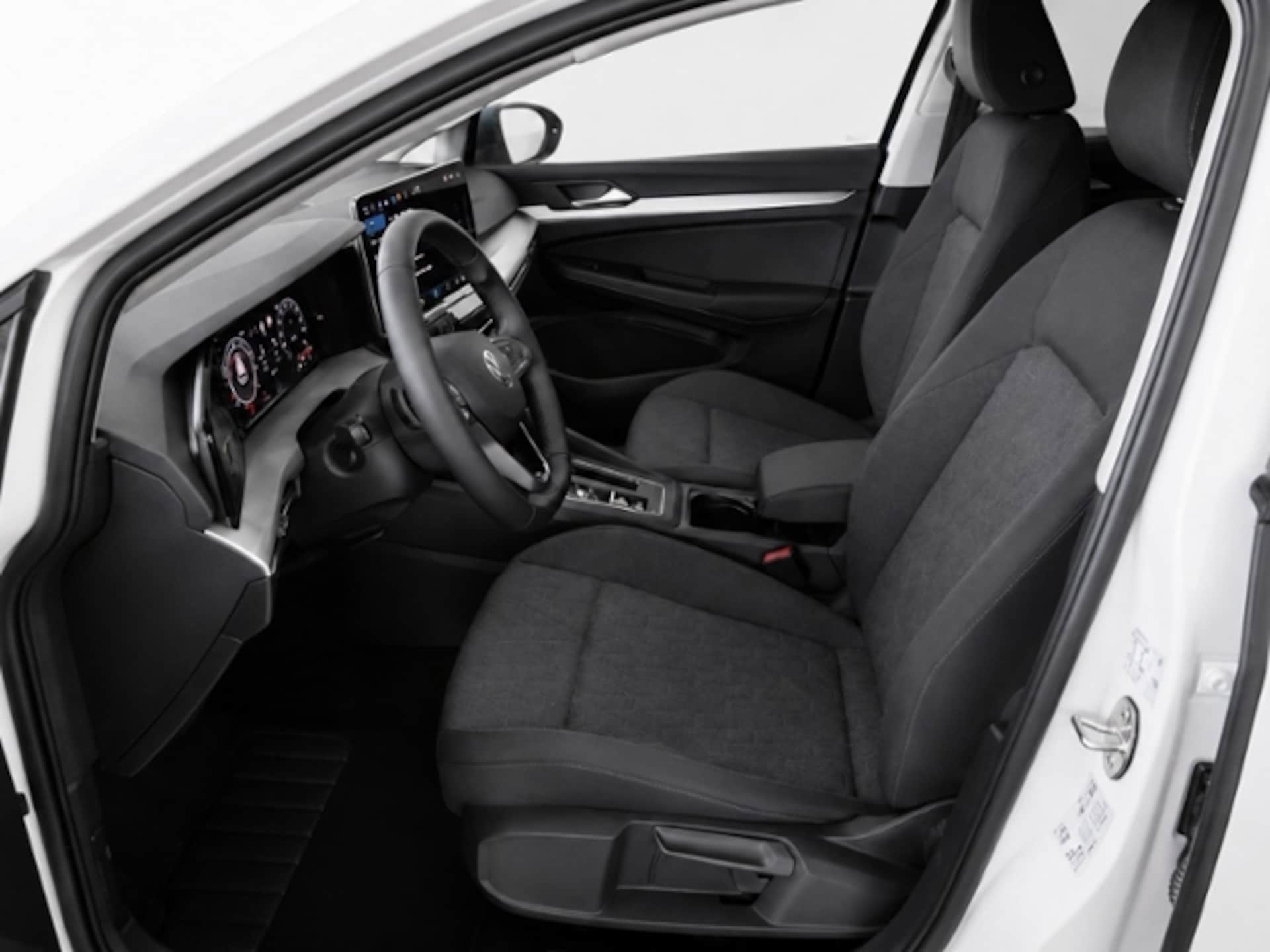Volkswagen Golf Life