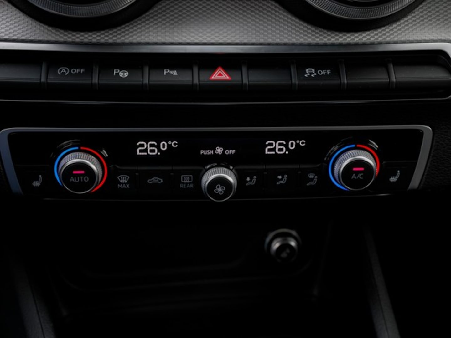 Bild über Audi Q2 S line 35 TFSI S tronic - für weitere Informationen kontaktieren Sie den Audi Partner