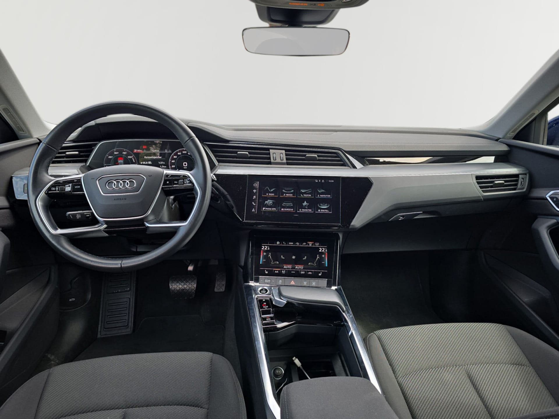 Audi e-tron advanced