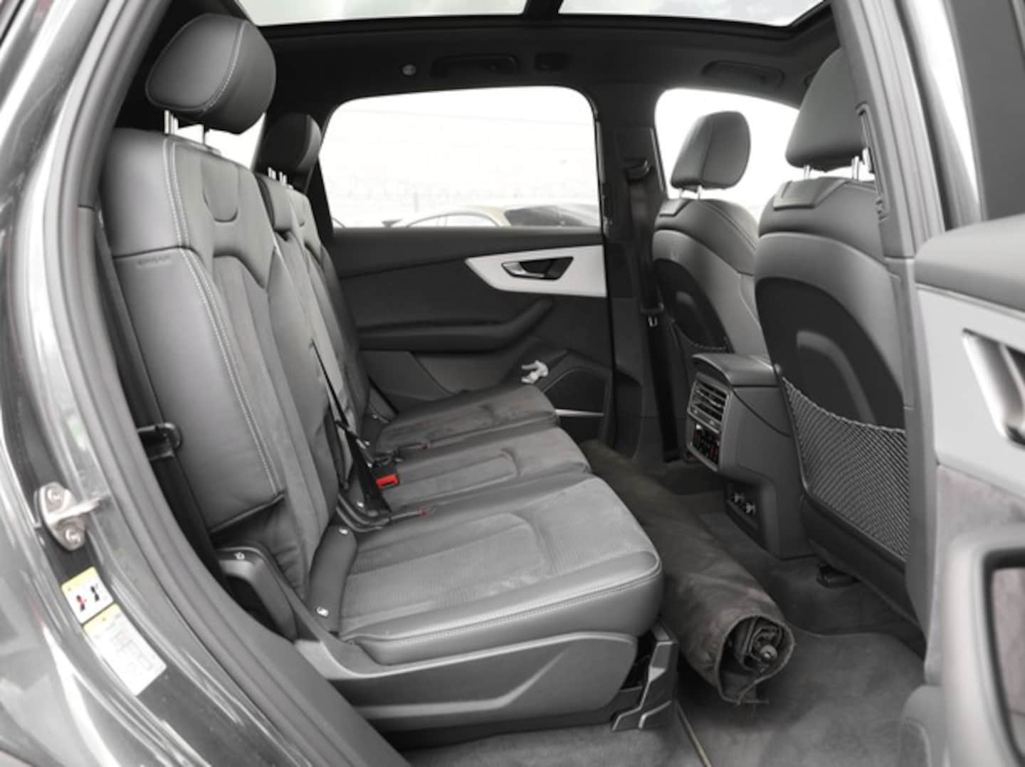 Bild über Audi Q7 SUV S line 50 TDI quattro tiptronic - für weitere Informationen kontaktieren Sie den Audi Partner