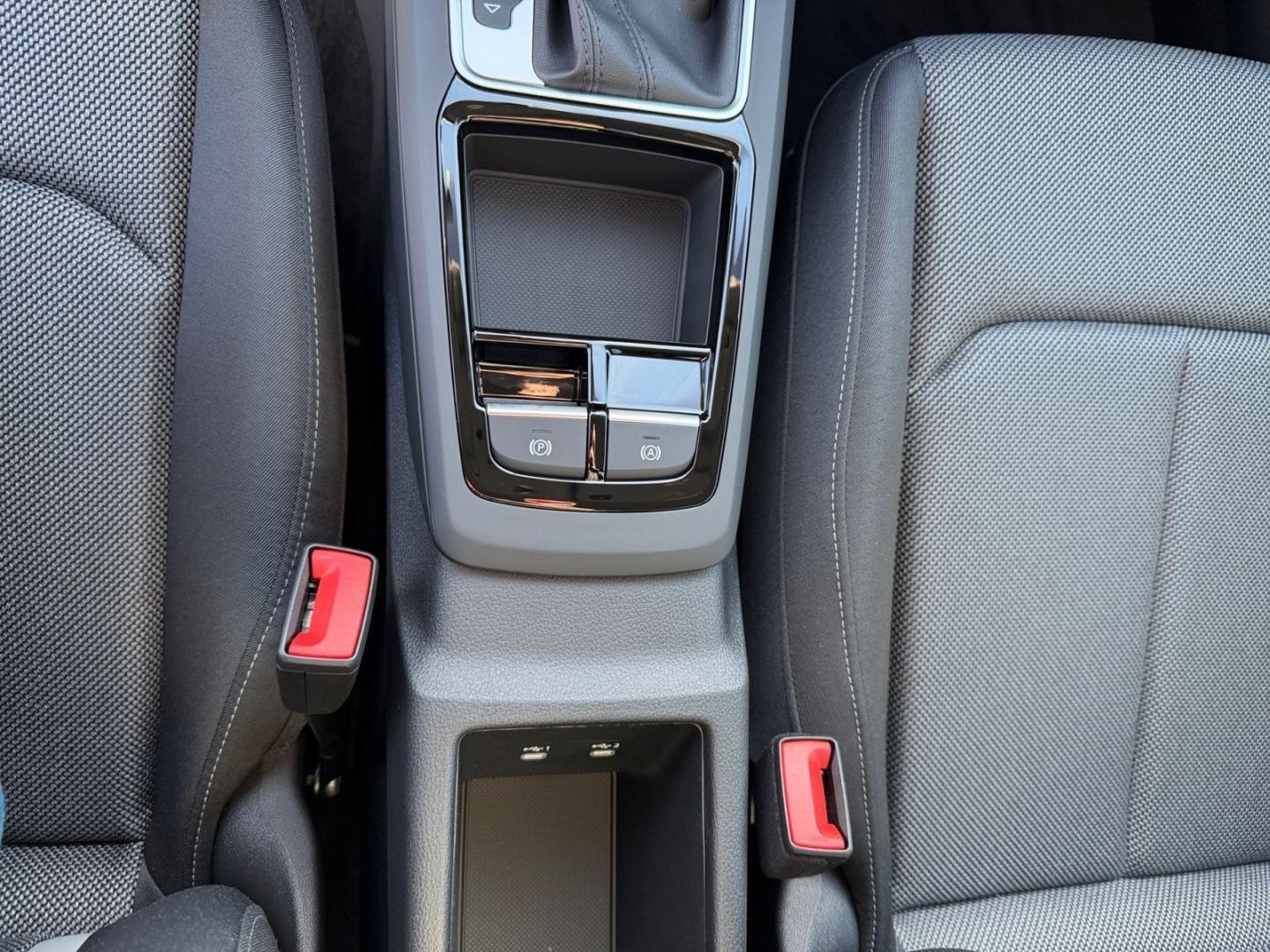 Bild über Audi Q2 S line 35 TFSI S tronic - für weitere Informationen kontaktieren Sie den Audi Partner