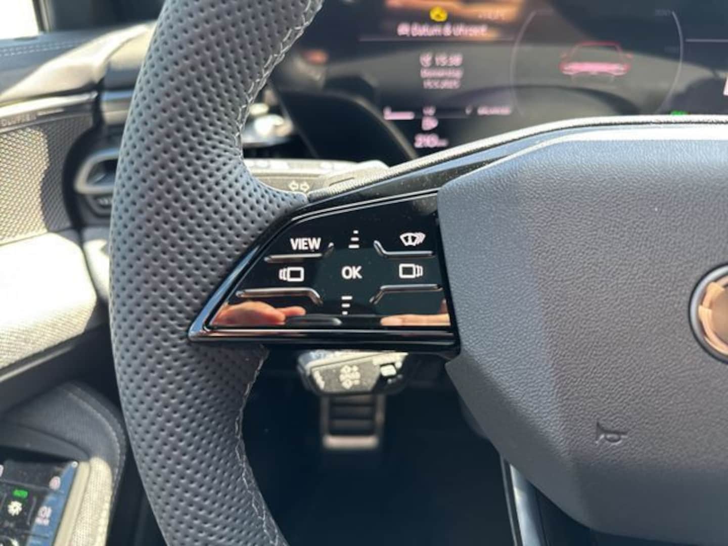 Bild über Audi A6 Avant edition one TDI quattro 150 kW S tronic - für weitere Informationen kontaktieren Sie den Audi Partner