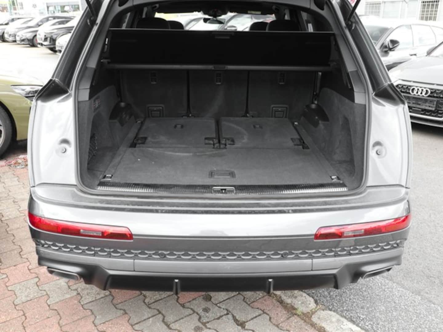 Bild über Audi Q7 SUV S line 50 TDI quattro tiptronic - für weitere Informationen kontaktieren Sie den Audi Partner