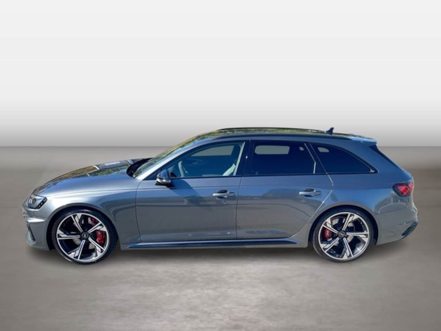 Bild über Audi RS 4 Avant TFSI quattro tiptronic - für weitere Informationen kontaktieren Sie den Audi Partner