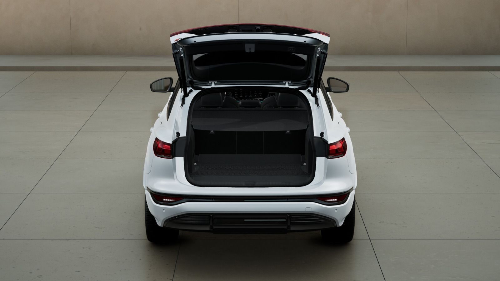 Image about Audi Q6 SUV e-tron e-tron quattro