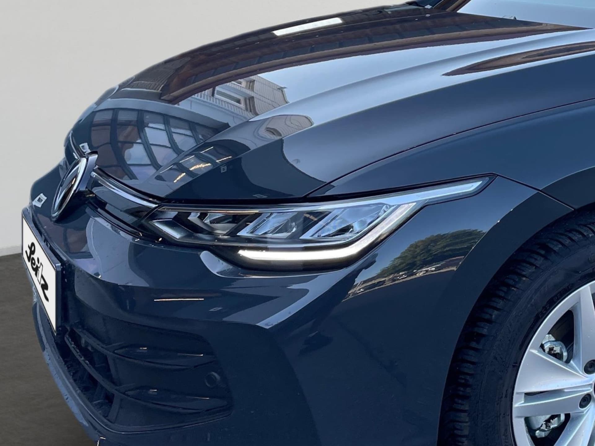 Volkswagen Golf Life