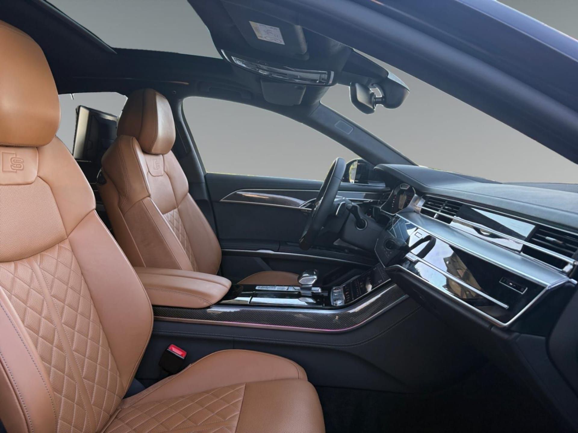 Audi S8