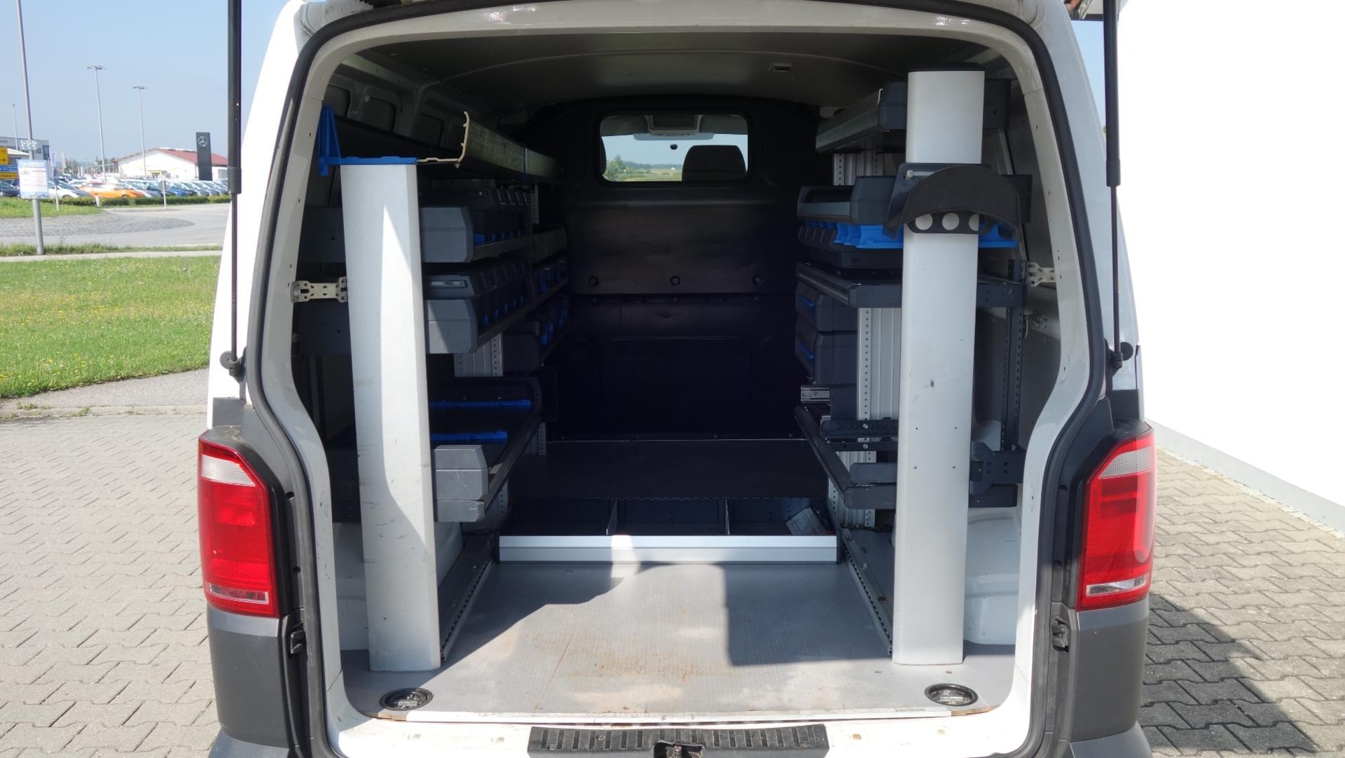 Volkswagen T6 Transporter Kasten kurzer Radstand