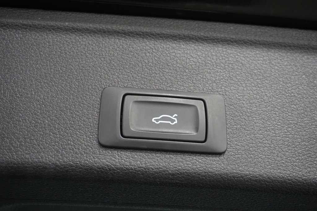 Bild som visar Audi A4 Avant A4 Avant 40 TDI quattro Proline advanced 204 hk S tronic - för mer information kontakta din Audi Partner