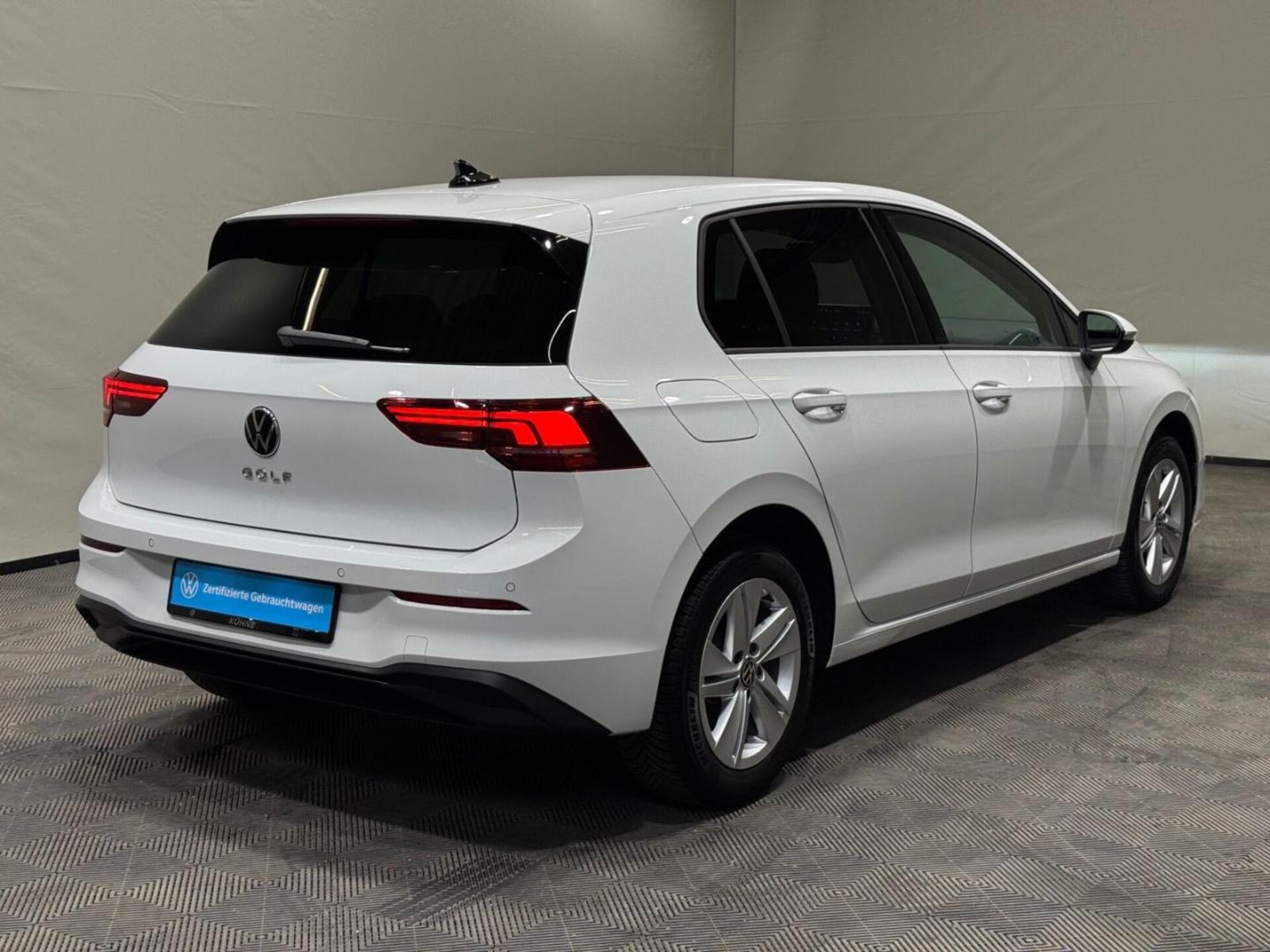 Volkswagen Golf Life