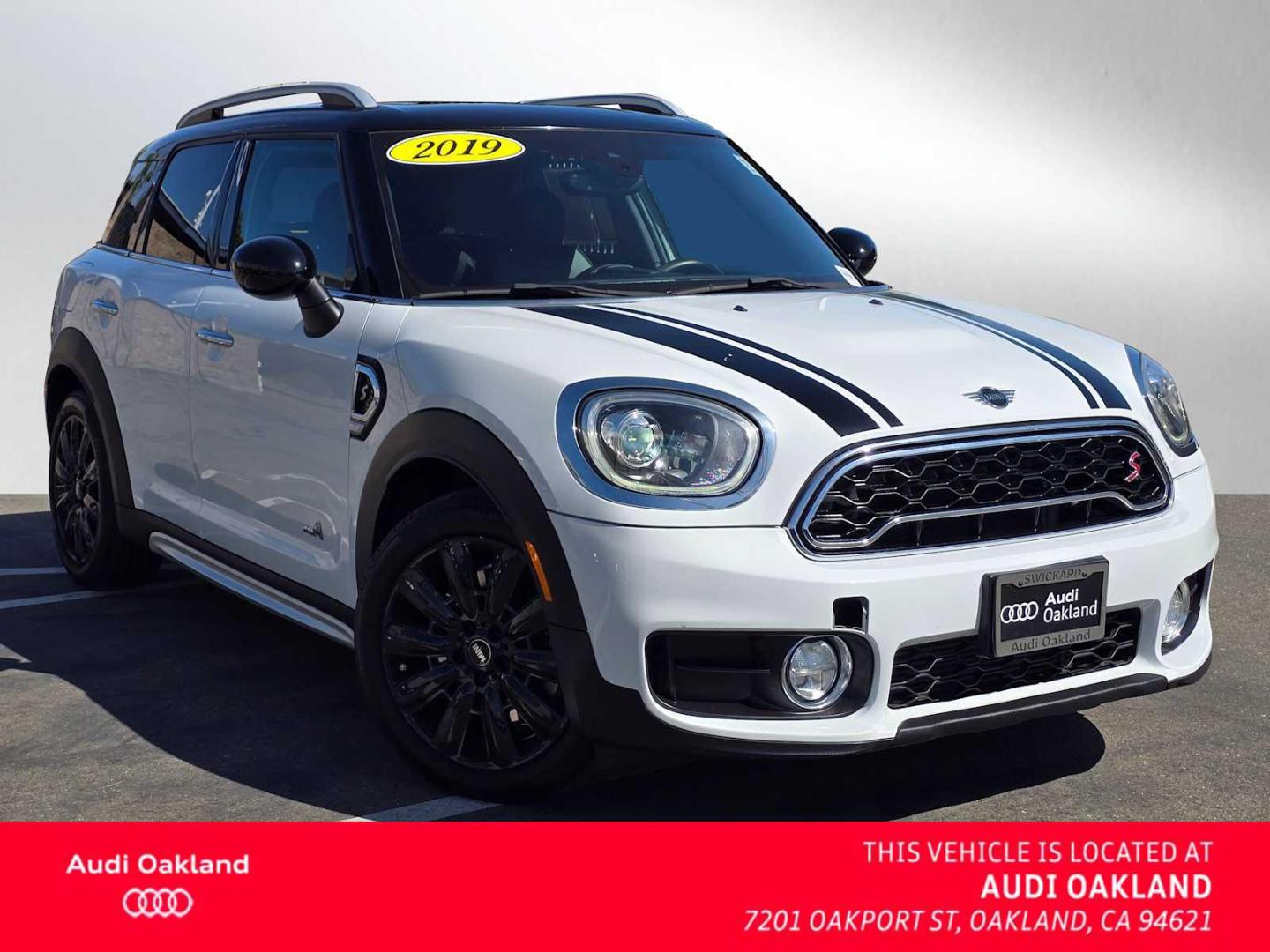 2019 MINI Countryman Cooper S ALL4 Signature's photo