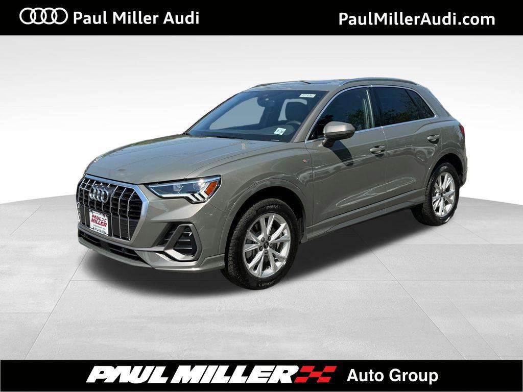 2025 Audi Q3 45 TFSI S Line Premium quattro's photo