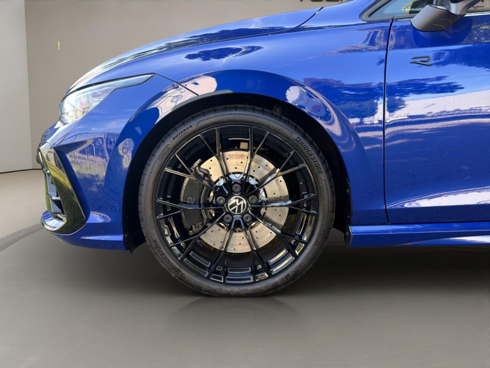 Volkswagen Golf R Black Edition