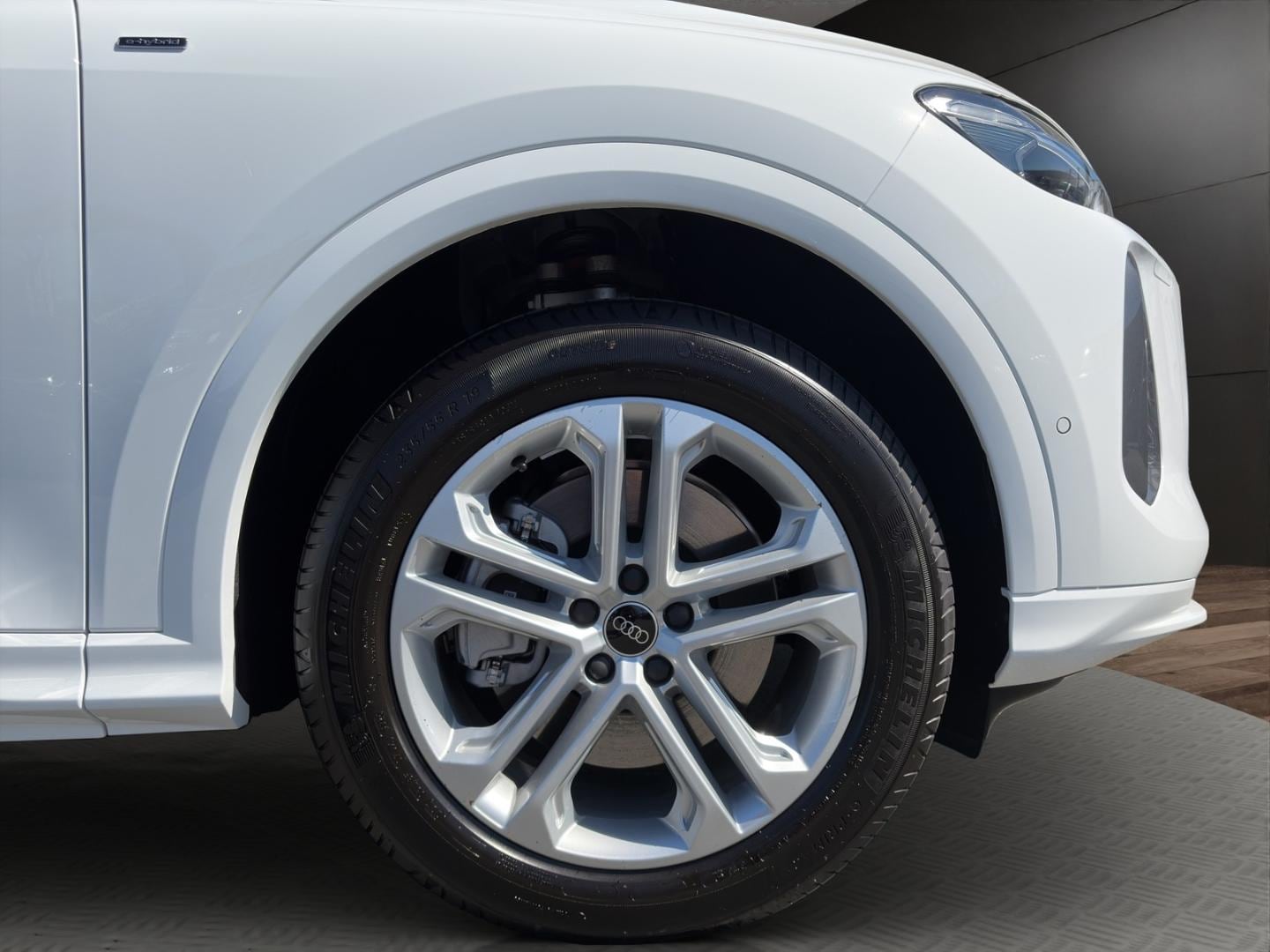 Bild über Audi Q5 SUV e-hybrid e-hybrid quattro 220 kW S tronic - für weitere Informationen kontaktieren Sie den Audi Partner