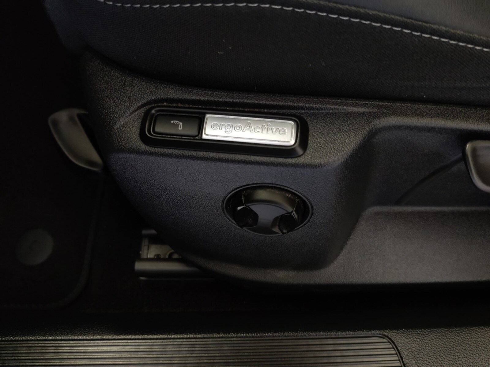 Volkswagen T-Roc – Bild 11