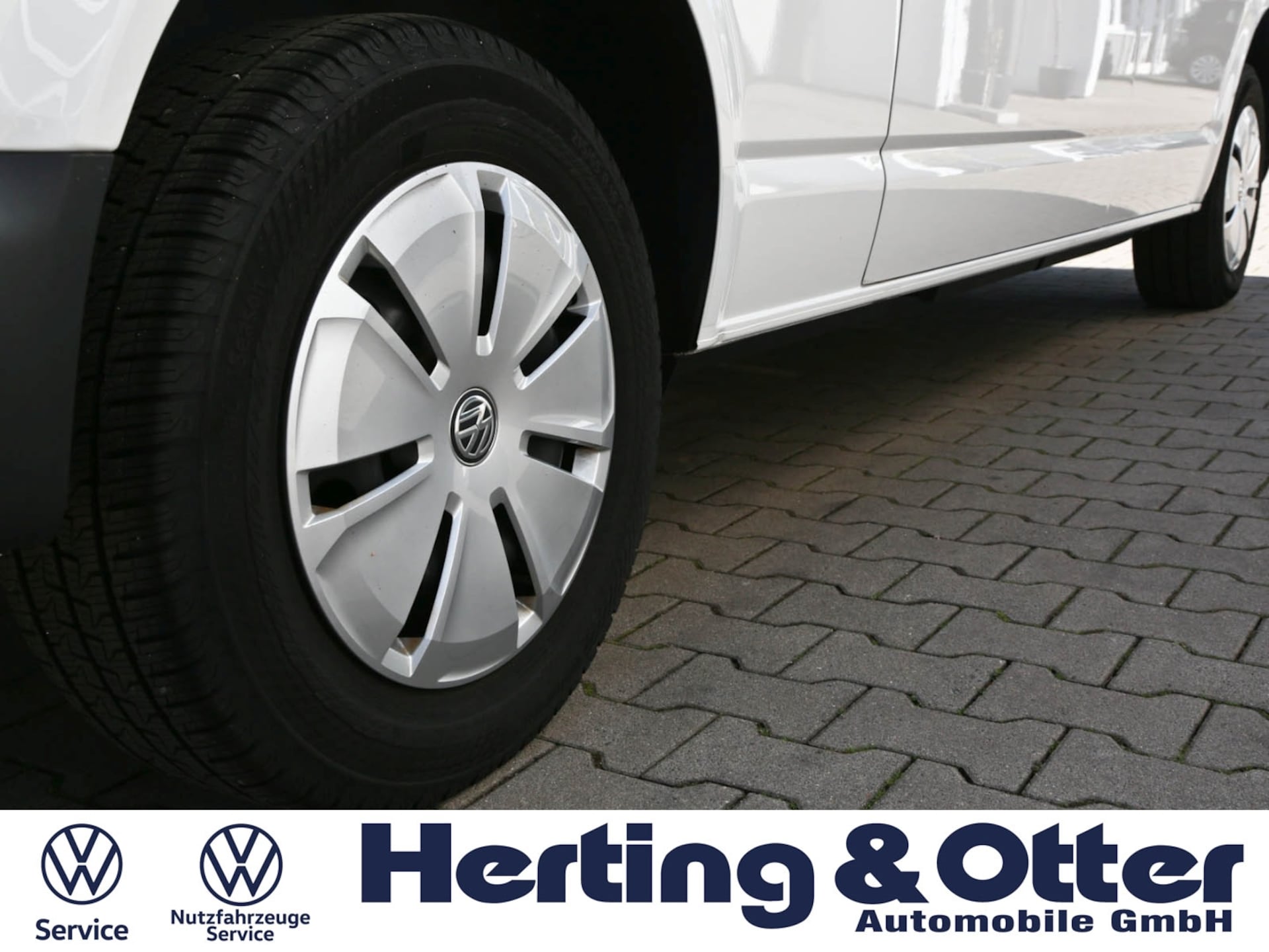 Volkswagen T6.1 Transporter Kombi langer Radstand