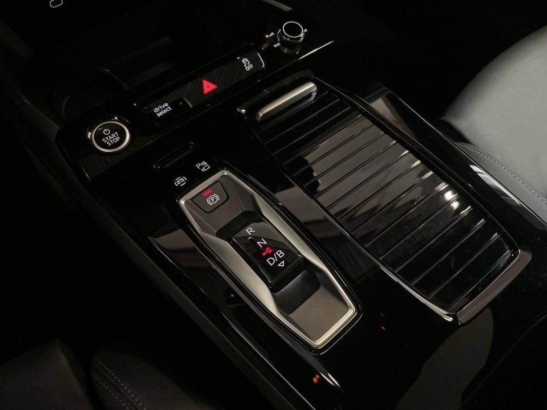 Image about Audi A6 Avant e-tron S line e-tron performance 270,00 kW