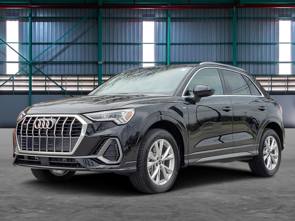 2025 Audi Q3 45 TFSI S Line Premium quattro's photo