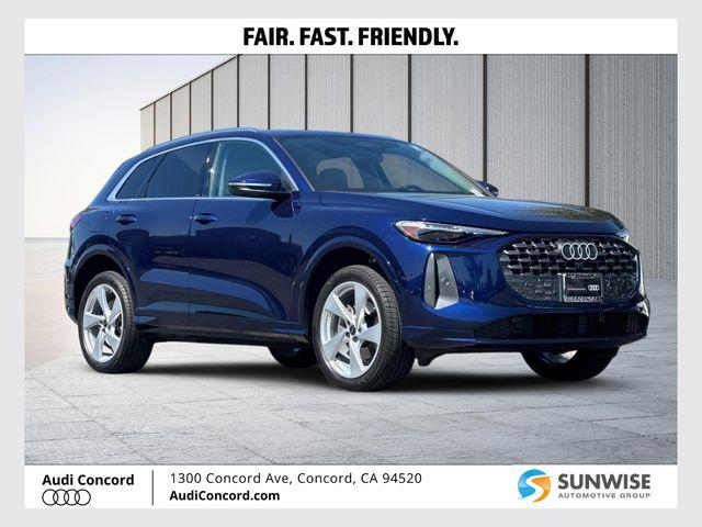 2025 Audi Q5 40 Premium Plus's photo