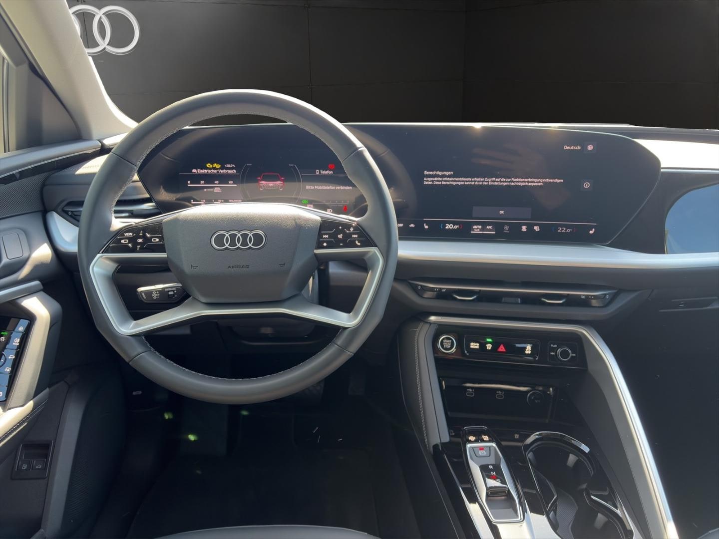 Bild über Audi Q5 SUV e-hybrid e-hybrid quattro 220 kW S tronic - für weitere Informationen kontaktieren Sie den Audi Partner