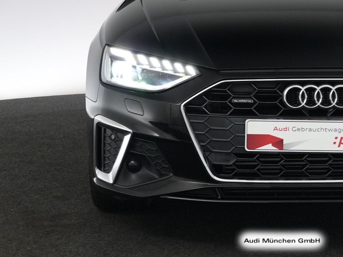 Bild über Audi A4 Avant S line 40 TFSI quattro S tronic - für weitere Informationen kontaktieren Sie den Audi Partner
