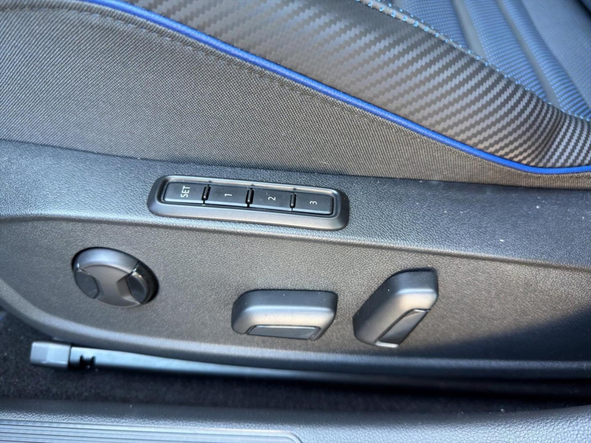 Volkswagen Golf R Black Edition