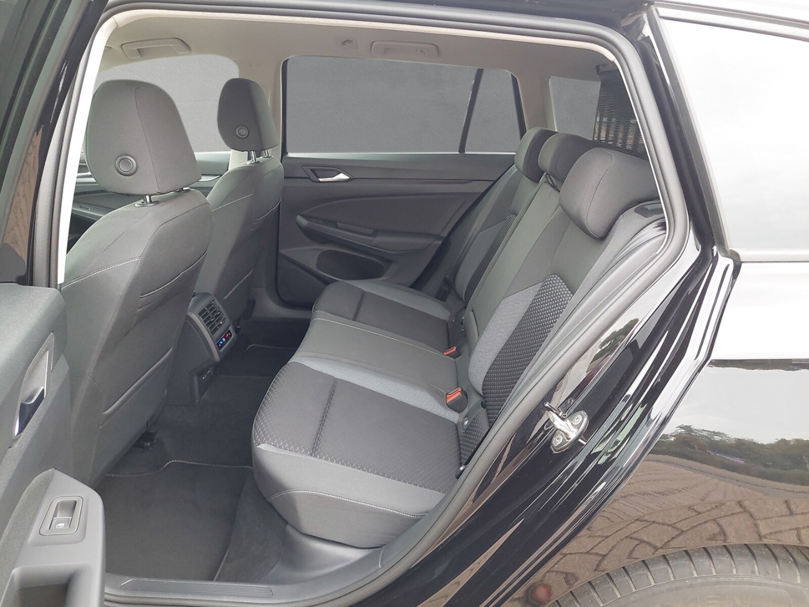 Volkswagen Golf Variant – Bild 12