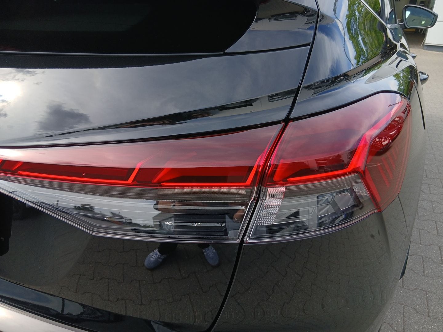 Bild über Audi Q4 Sportback e-tron e-tron performance 210 kW - für weitere Informationen kontaktieren Sie den Audi Partner
