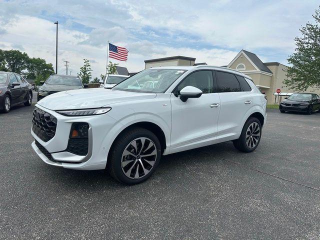 2026 Audi Q3 S line quattro's photo