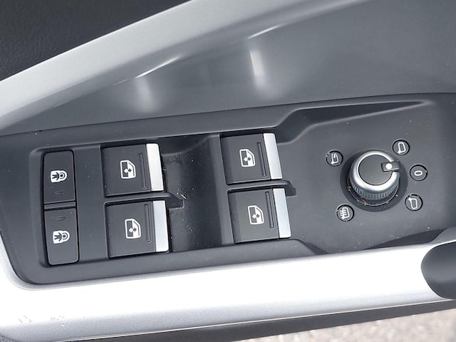 2025 Audi Q3 S Line Premium - Photo 31