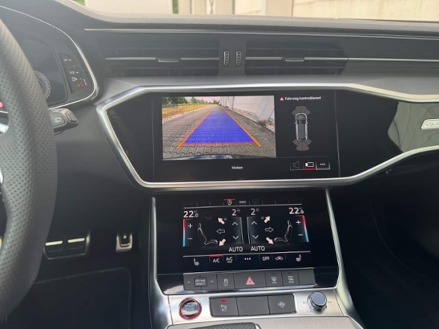 Bild über Audi S6 Avant TDI quattro tiptronic - für weitere Informationen kontaktieren Sie den Audi Partner