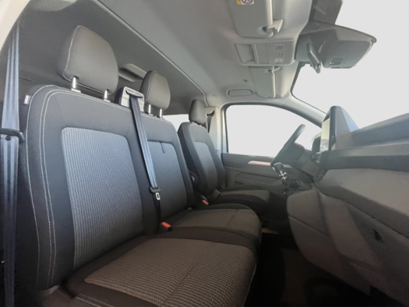 Volkswagen Transporter Kombi kurzer Radstand – Bild 20