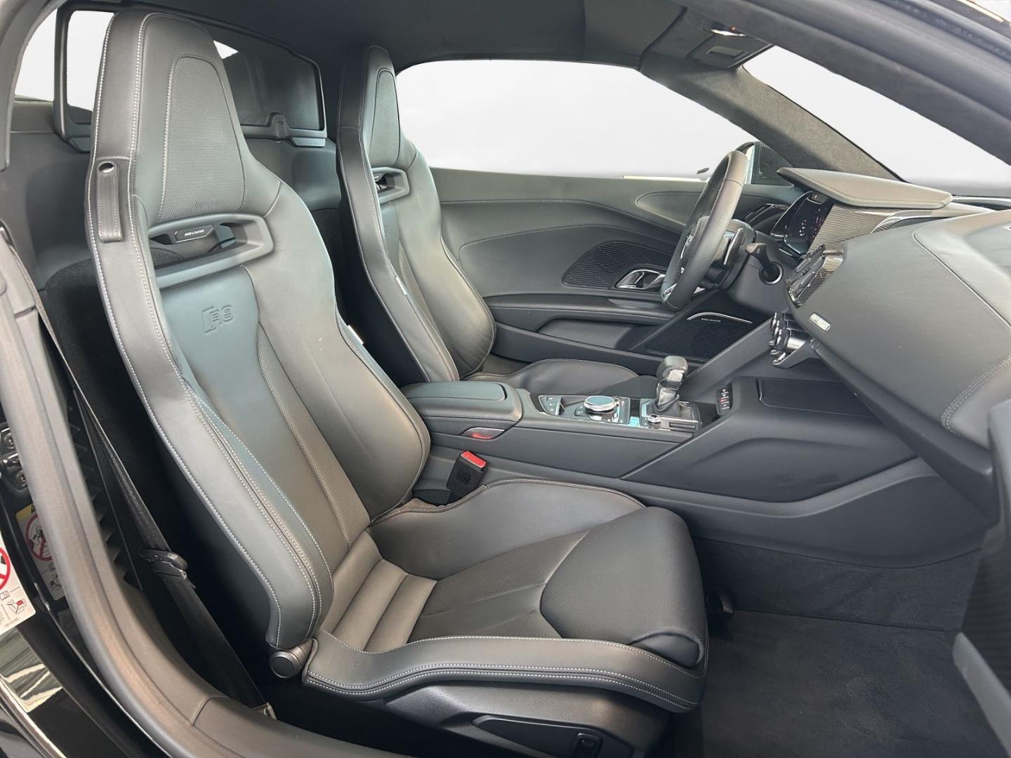 Image about Audi R8 Spyder FSI quattro S tronic