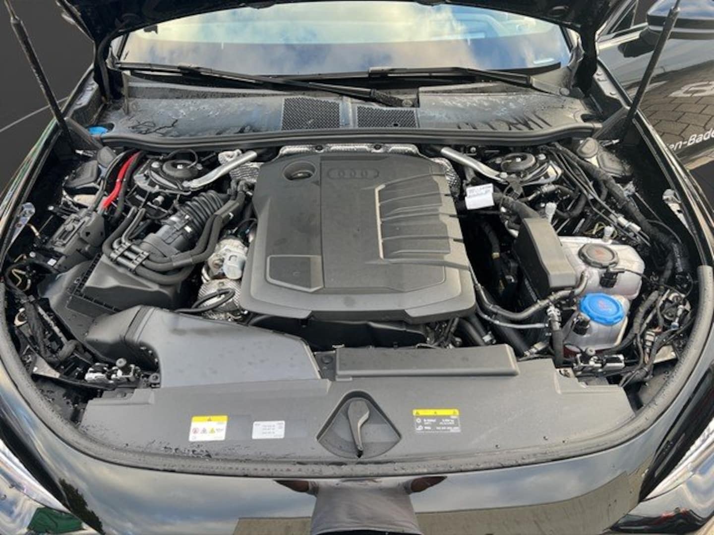 Bild über Audi A5 Limousine TDI quattro 150 kW S tronic - für weitere Informationen kontaktieren Sie den Audi Partner