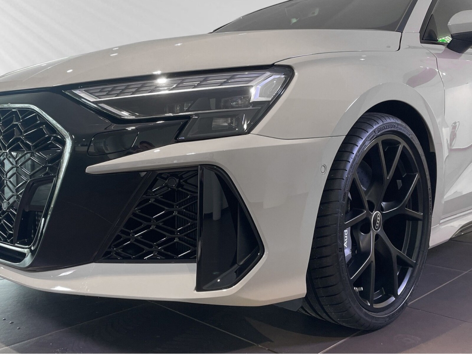 Audi RS 3 Limousine – Bild 6