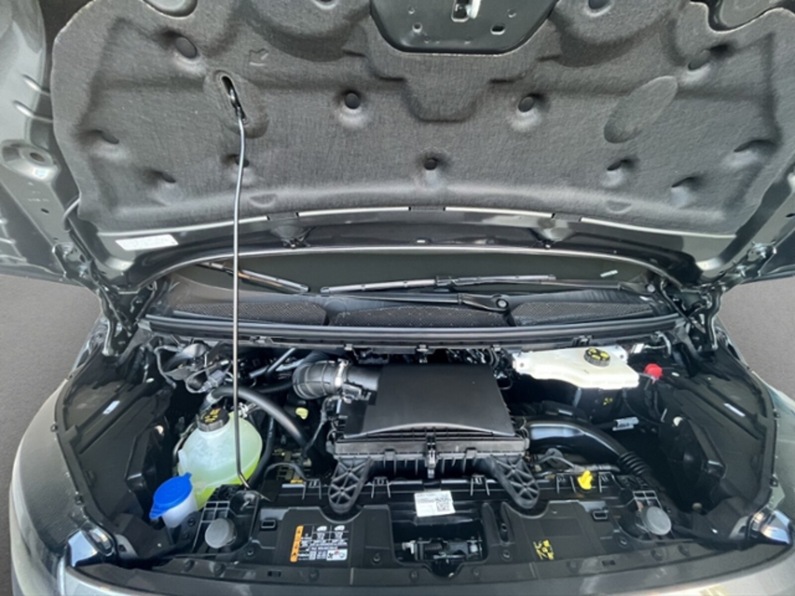 Volkswagen Transporter Kombi kurzer Radstand – Bild 21