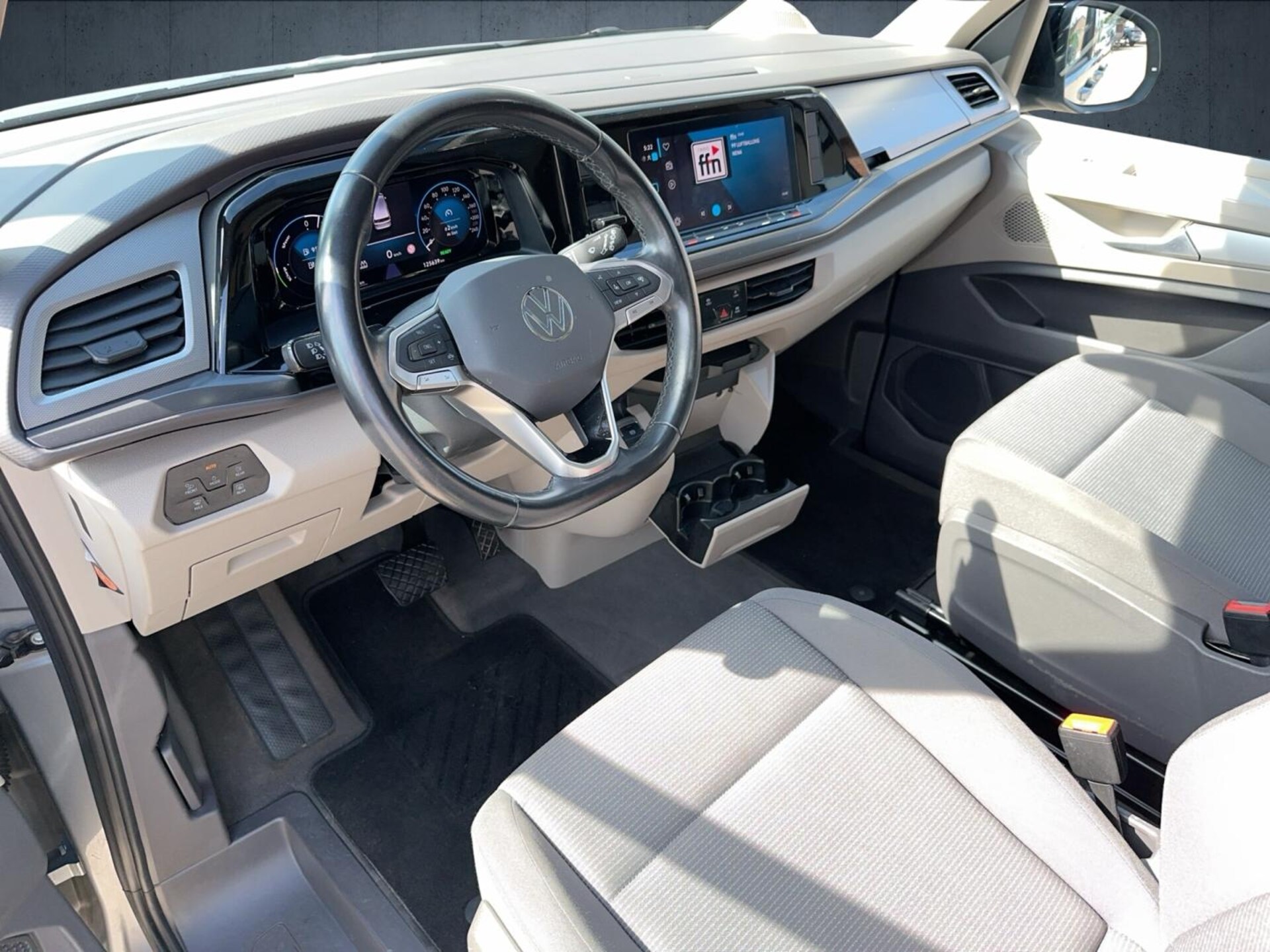 Volkswagen Multivan Basis-Modell