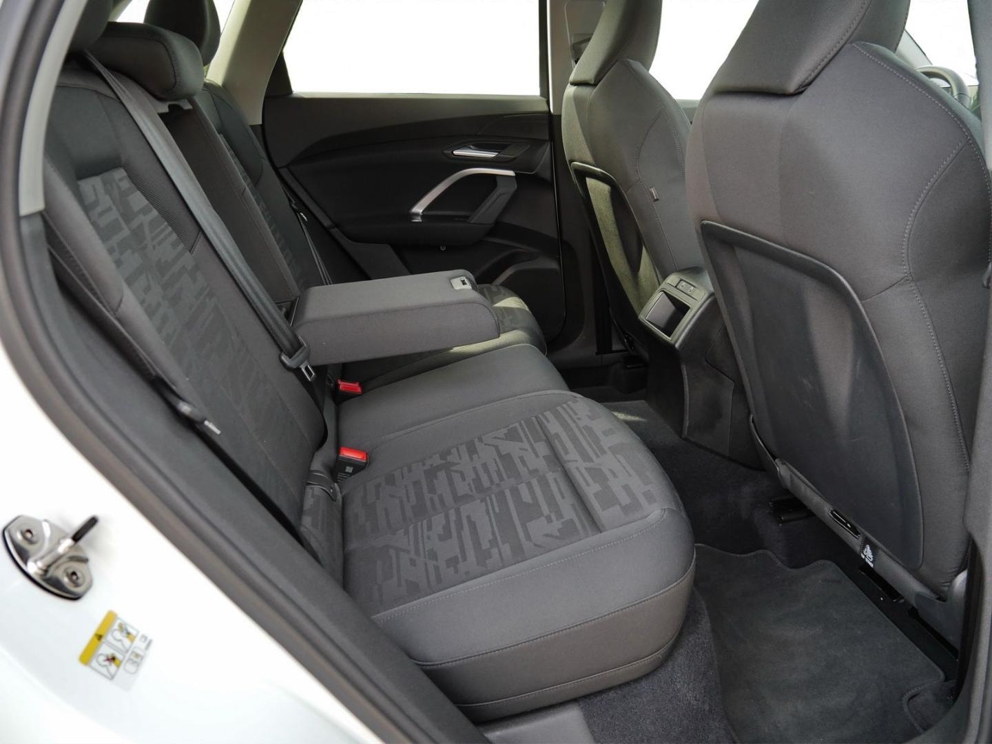 Bild über Audi Q5 SUV TDI quattro 150 kW S tronic - für weitere Informationen kontaktieren Sie den Audi Partner