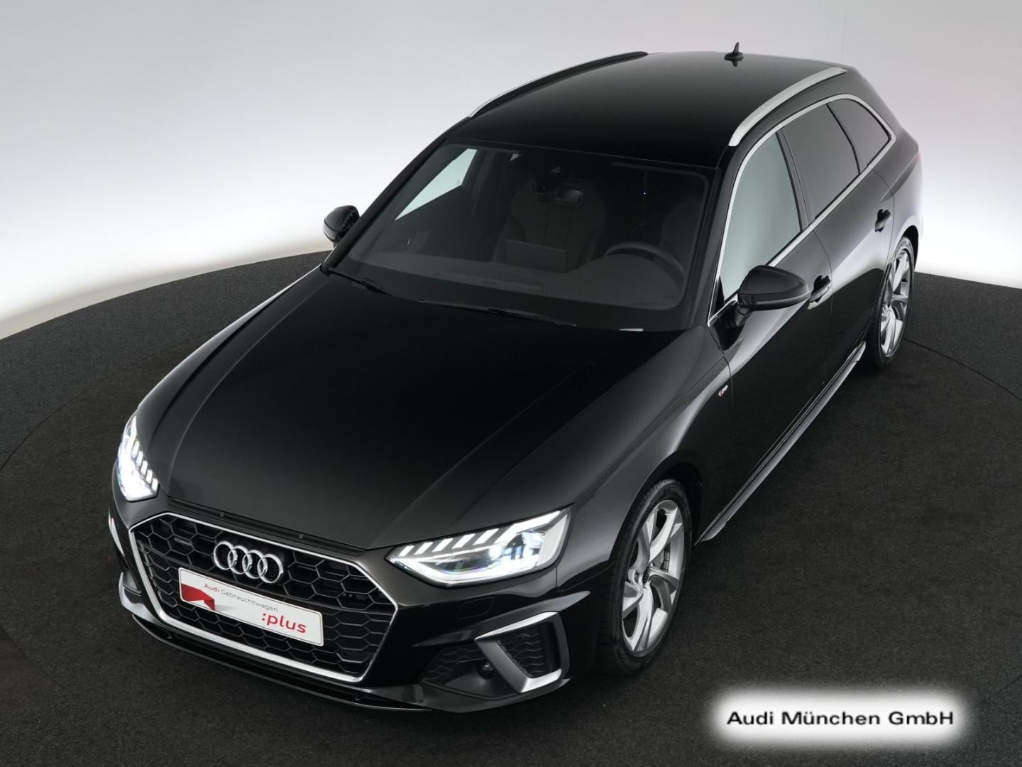 Bild über Audi A4 Avant S line 40 TFSI quattro S tronic - für weitere Informationen kontaktieren Sie den Audi Partner