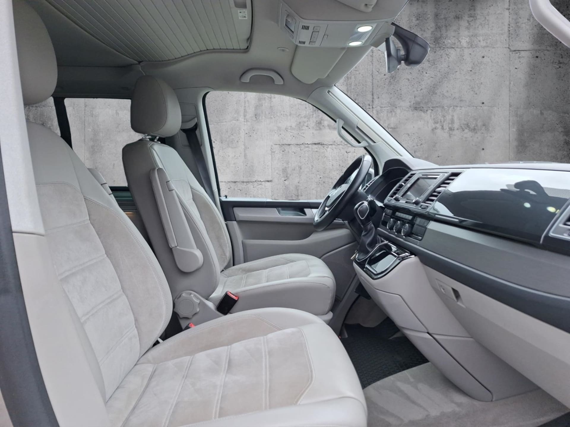 Volkswagen T6 California Ocean
