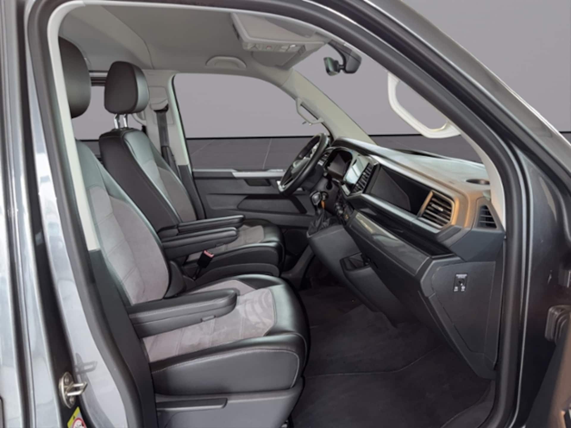 Volkswagen T6.1 Multivan Highline